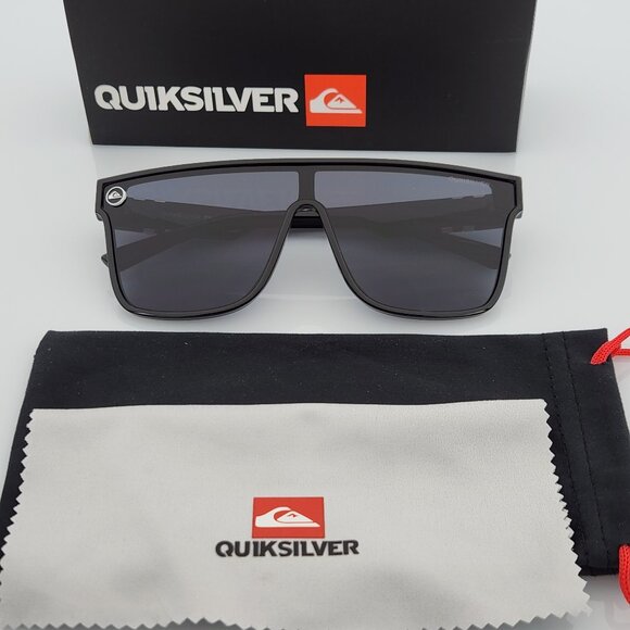 Quiksilver Shield Sunglasses Black Frame Dark Smoke Tinted Single Lens NEW Q1 - Picture 2 of 12